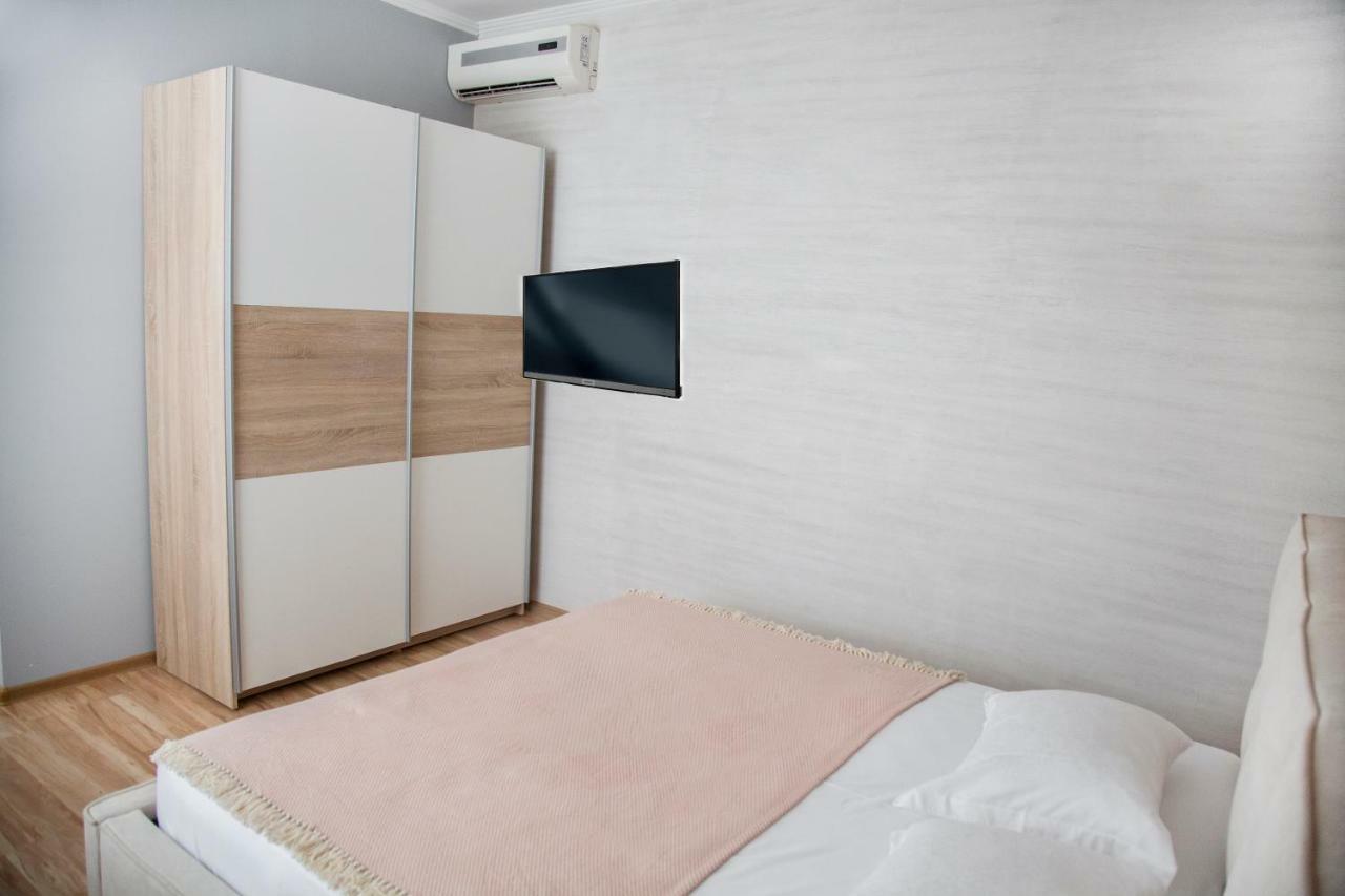 Vip Hotel 이즈마일 외부 사진